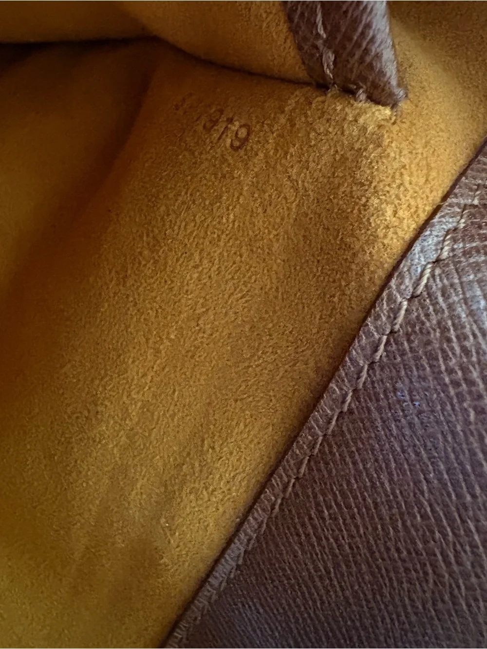 Vintage Louis Vuitton Monogram Canvas Musette Tango Shoulder bag